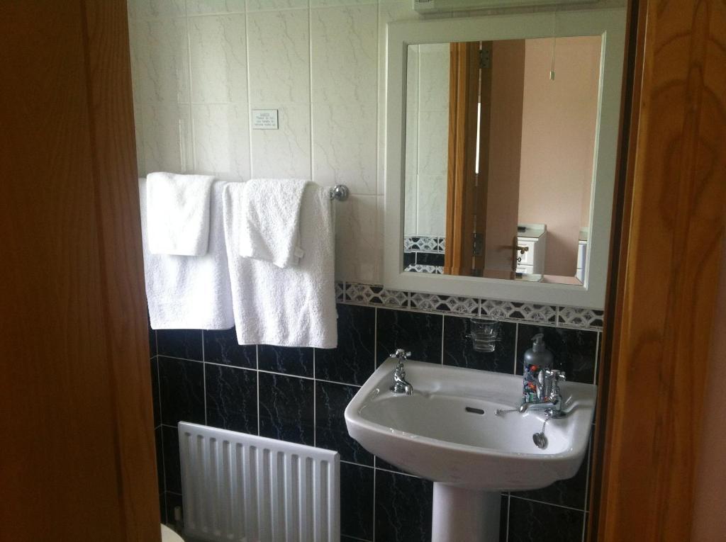 Dunn Court House Bed and Breakfast Κιλάρνεϊ Δωμάτιο φωτογραφία